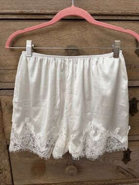 Silky Lace-Trim Sleep Shorts - White